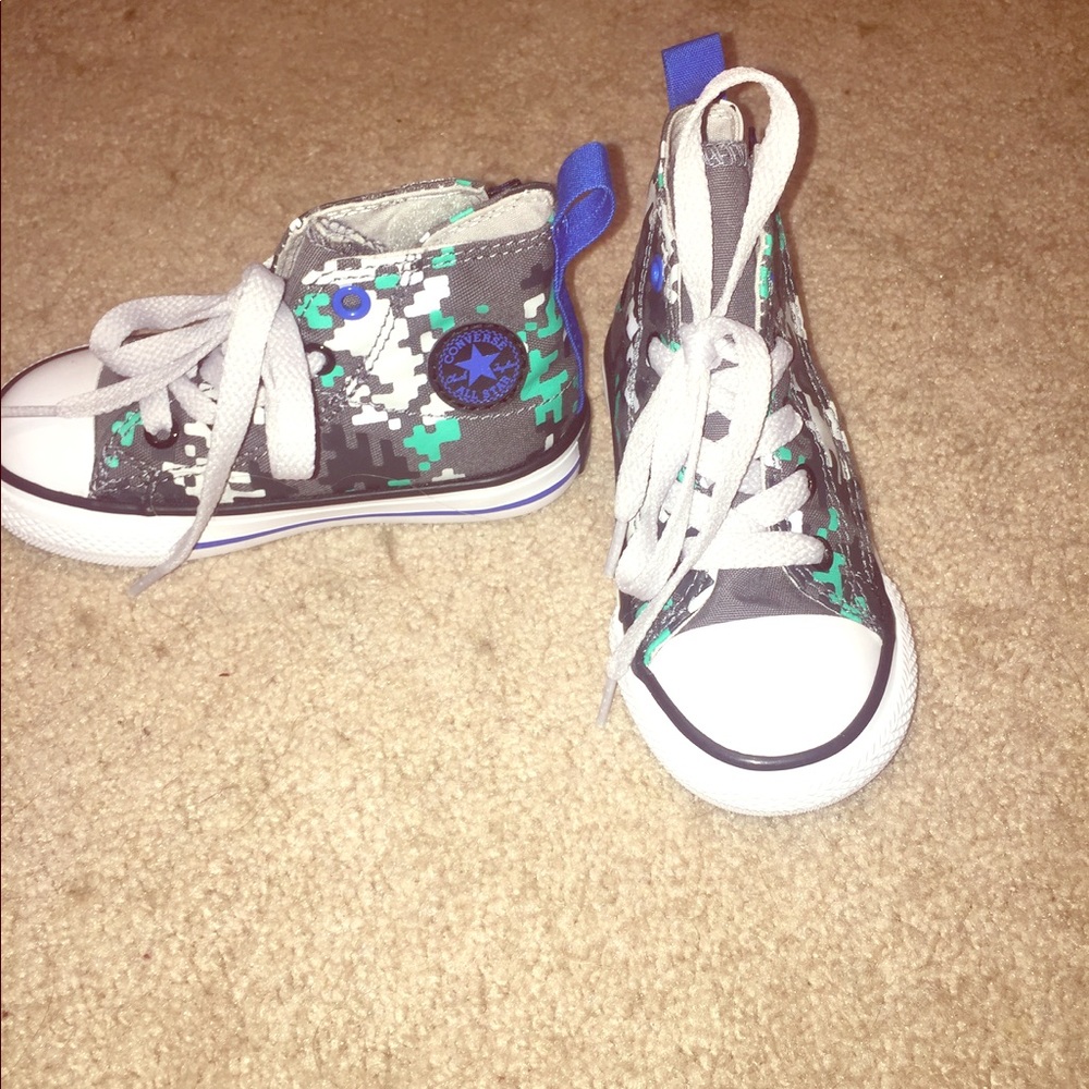 The cutest Converse Allstars